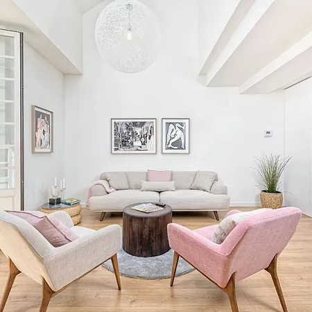 Teatro In By Solaga Homes